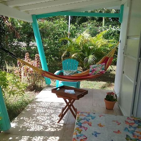 Gite Cajou Dans Jardin Tropical Ventile A Sainte-Anne 外观 照片